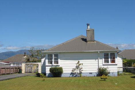 Photo of property in 48 Fonblanque Street, Westport, 7825