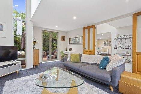 Photo of property in 15a Chilcombe Street, Ilam, Christchurch, 8041