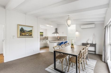 Photo of property in 22 Rosecamp Road, Beach Haven, Auckland, 0626