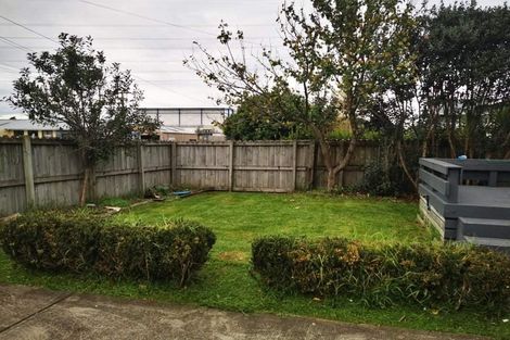 Photo of property in 1/8 Waimana Road, Conifer Grove, Takanini, 2112