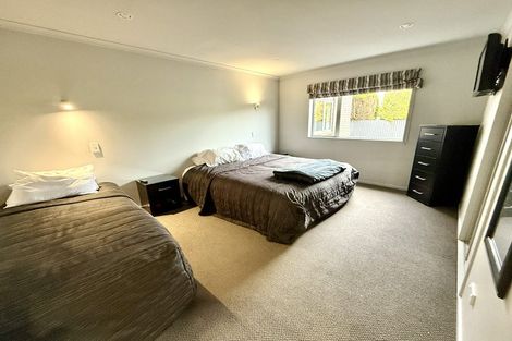 Photo of property in 315-317 Tay Street, Turnbull Thomson Park, Invercargill, 9810