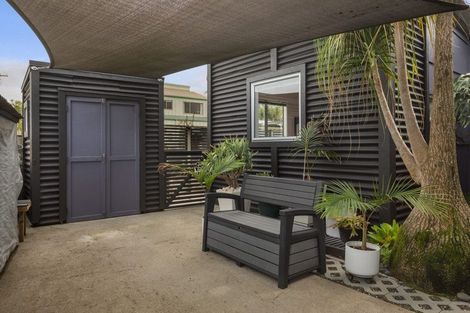 Photo of property in 32 Roretana Drive, Athenree, Waihi Beach, 3177