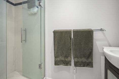 Photo of property in 9j Denver Place, Hamilton East, Hamilton, 3216