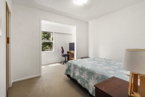 Photo of property in 22 Sheridan Terrace, Johnsonville, Wellington, 6037