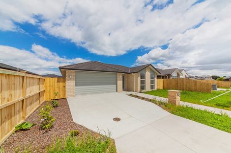 Photo of property in 16 Wellfield Drive, Papakura, 2110