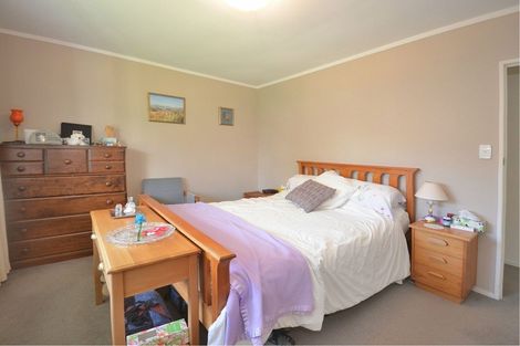 Photo of property in 17b Pemberton Crescent, Greerton, Tauranga, 3112