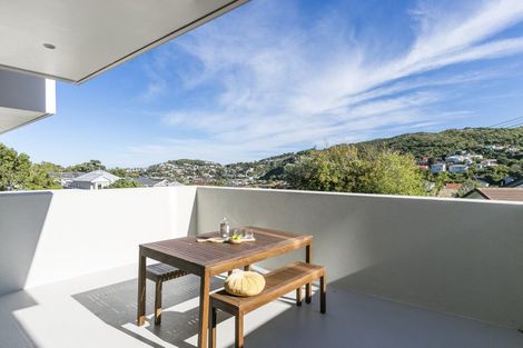 Photo of property in 75 Melbourne Road, Island Bay, Wellington, 6023