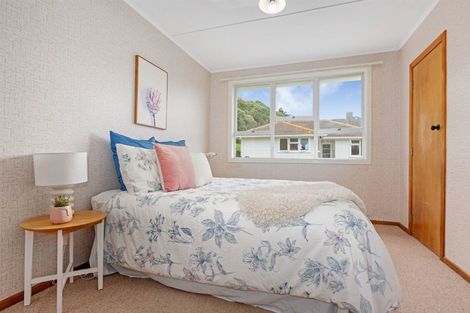 Photo of property in 36 Rangituhi Crescent, Takapuwahia, Porirua, 5022