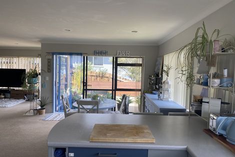 Photo of property in 30b Harvest Drive, Henderson, Auckland, 0612