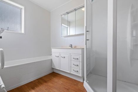 Photo of property in 18 Luxor Place, Pomare, Rotorua, 3015