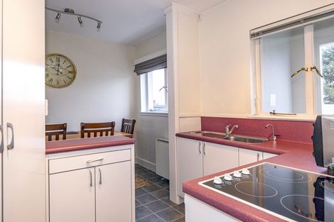 Photo of property in 1-12/48 The Bay Hill, Timaru, 7910