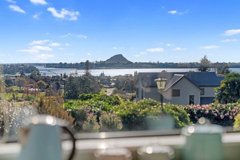 Photo of property in 60 Oteki Park Drive, Welcome Bay, Tauranga, 3112