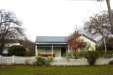 Photo of property in 15 Denbigh Street, Arrowtown, 9302