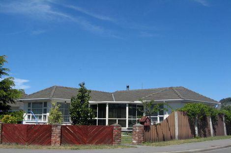 Photo of property in 28 Cossar Street, Burwood, Christchurch, 8083