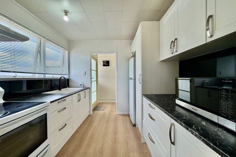 Photo of property in 10 Carter Place, Manurewa, Auckland, 2102