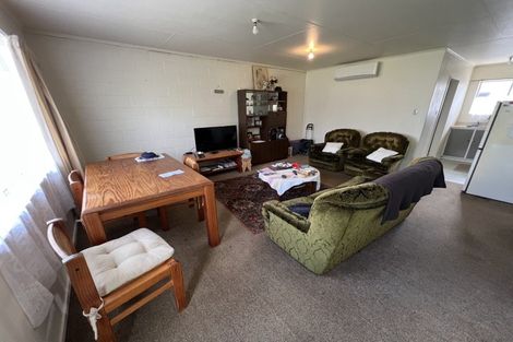 Photo of property in 2/299 Ruahine Street, Terrace End, Palmerston North, 4410