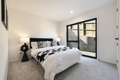 Photo of property in 69b Chivalry Road, Glenfield, Auckland, 0629