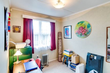 Photo of property in 1/202 Grove Road, Mayfair, Hastings, 4122