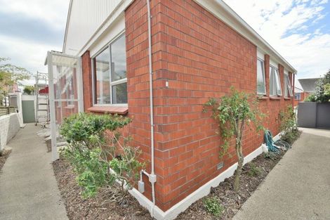 Photo of property in 20e Oxford Street, South Dunedin, Dunedin, 9012