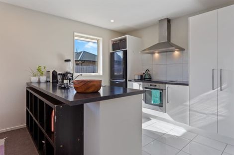 Photo of property in 144e High Street, Oxford, 7430