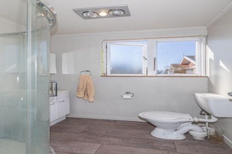 Photo of property in 122 Great South Road, Huntly, 3700