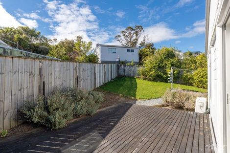 Photo of property in 118 Norana Road, Timberlea, Upper Hutt, 5018