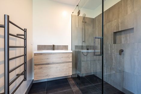 Photo of property in 26 Pounamu Avenue, Albert Town, Wanaka, 9305