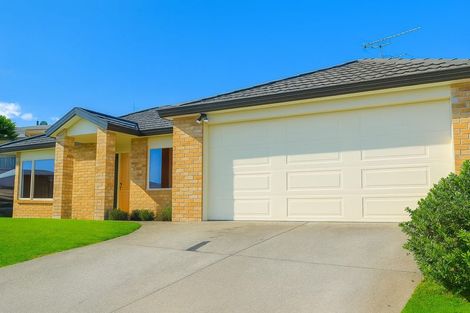 Photo of property in 25 Isabella Drive, Pukekohe, 2120