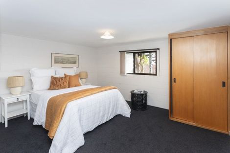 Photo of property in 1/17 Moncks Spur Road, Redcliffs, Christchurch, 8081