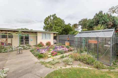 Photo of property in 20 Derrett Place, Saint Martins, Christchurch, 8022