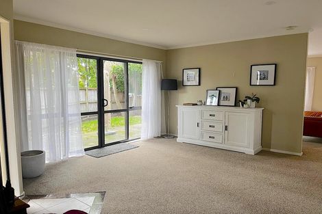 Photo of property in 65b Nelson Street, Howick, Auckland, 2014