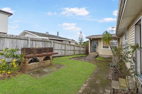 Photo of property in 25 James Tyler Crescent, Lynfield, Auckland, 1042