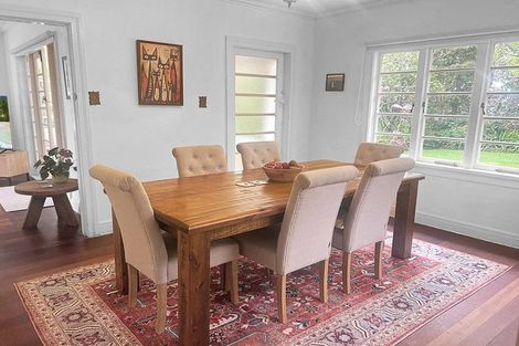 Photo of property in 86 Tawa Road, Kumeu, 0891