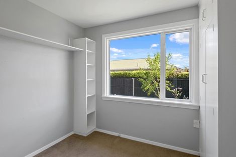 Photo of property in 18 Bideford Place, Dallington, Christchurch, 8061