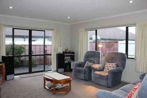 Photo of property in 12 Putaka Place, Papamoa Beach, Papamoa, 3118