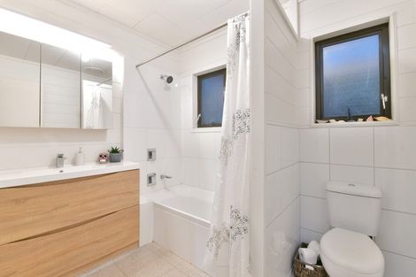 Photo of property in 59 West Hoe Heights, Orewa, 0931