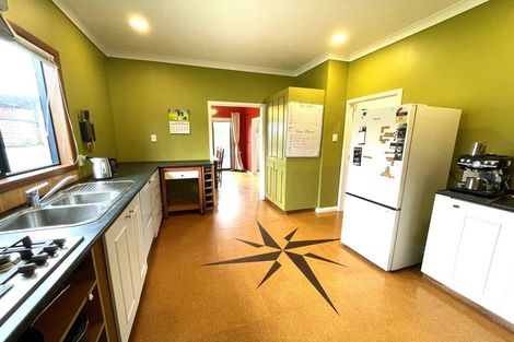 Photo of property in 20 Ngaio Street, Strandon, New Plymouth, 4312