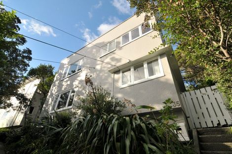 Photo of property in 35 Beacon Hill Road, Strathmore Park, Wellington, 6022