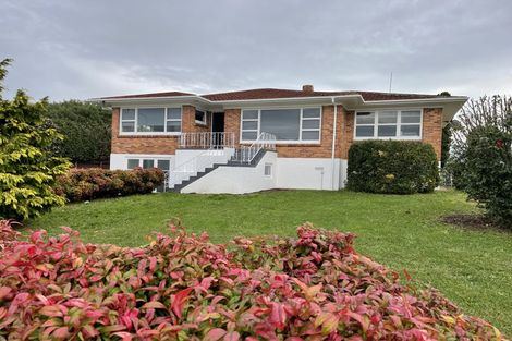 Photo of property in 222 Te Atatu Road, Te Atatu South, Auckland, 0610
