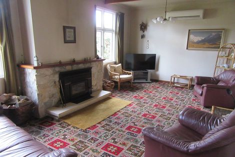 Photo of property in 33 Rhodes Street, Waimate, 7924