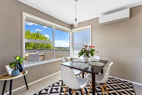 Photo of property in 21 Seon Place, Birkdale, Auckland, 0626