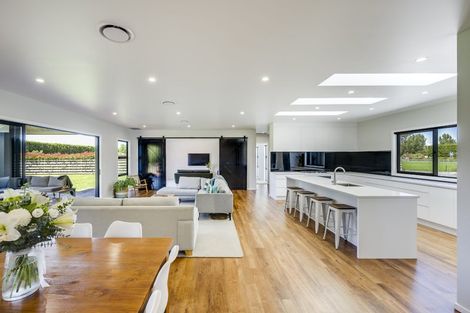 Photo of property in 252 Meeanee Road, Meeanee, Napier, 4112