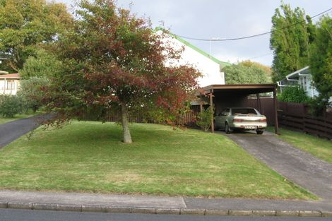Photo of property in 1/72 Vodanovich Road, Te Atatu South, Auckland, 0610