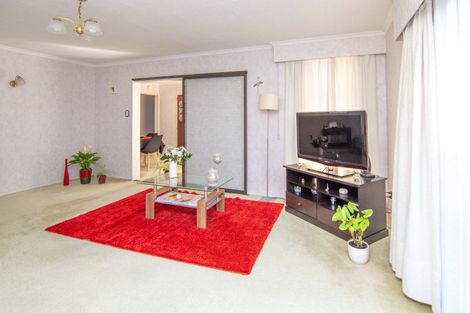 Photo of property in 3a Huata Place, West End, Palmerston North, 4412