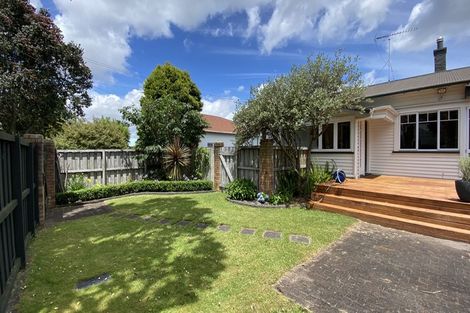 Photo of property in 6 Hollywood Avenue, Epsom, Auckland, 1023