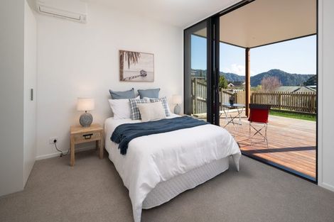 Photo of property in 12b Russell Street, Picton, 7220
