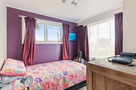 Photo of property in 22 Harris Street, Waitara, 4320