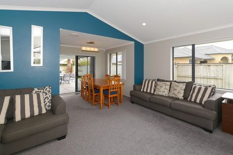 Photo of property in 10 Saint James Drive, Huntington, Hamilton, 3210