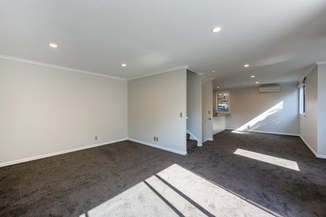 Photo of property in 9/27 The Rigi, Northland, Wellington, 6012