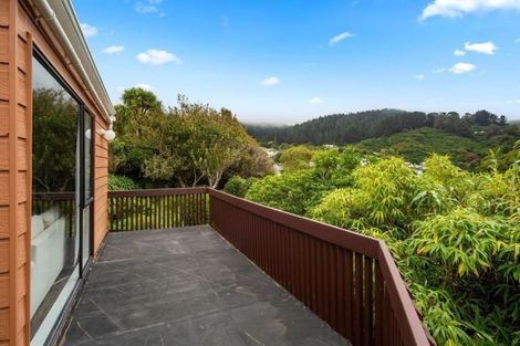 Photo of property in 45b Larsen Crescent, Tawa, Wellington, 5028